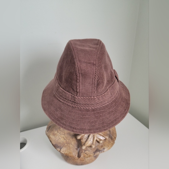 Kangol brown corduroy hat.  Size small. - Picture 3 of 6